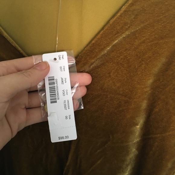 NWT J. Crew Yellow Crushed Velvet Wrap Long Sleeve Top - Picture 4 of 6